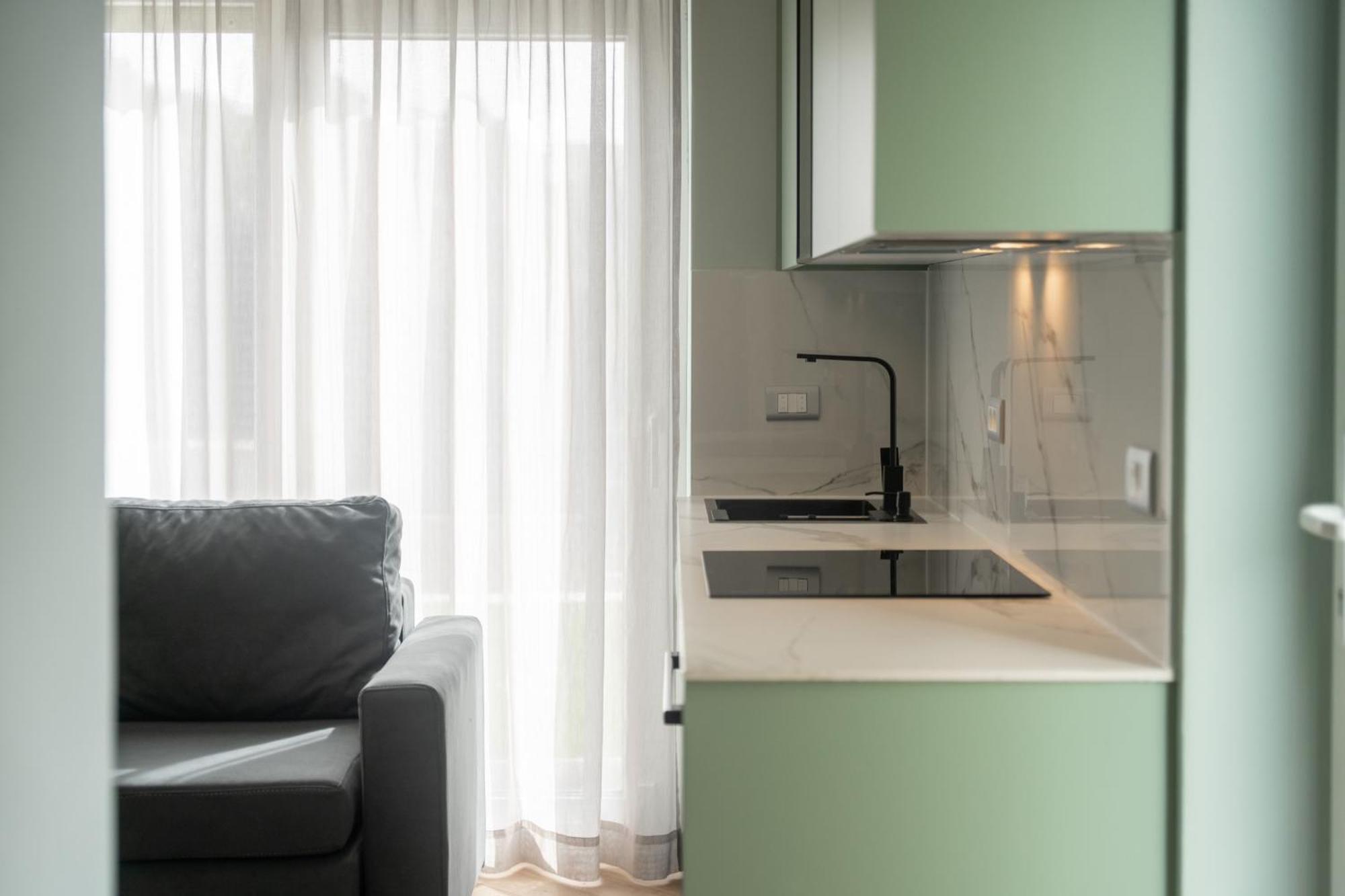 Larum Apartmens Vrsar Ngoại thất bức ảnh