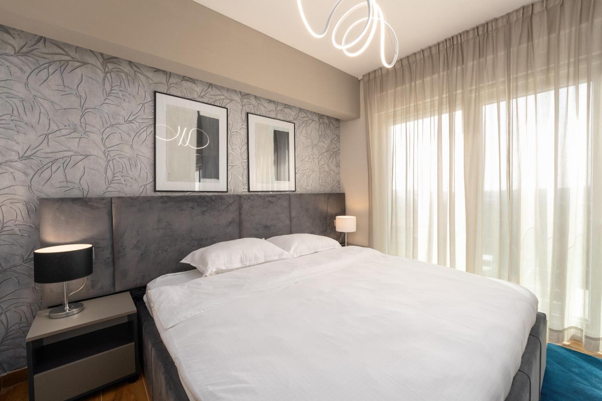Larum Apartmens Vrsar Ngoại thất bức ảnh